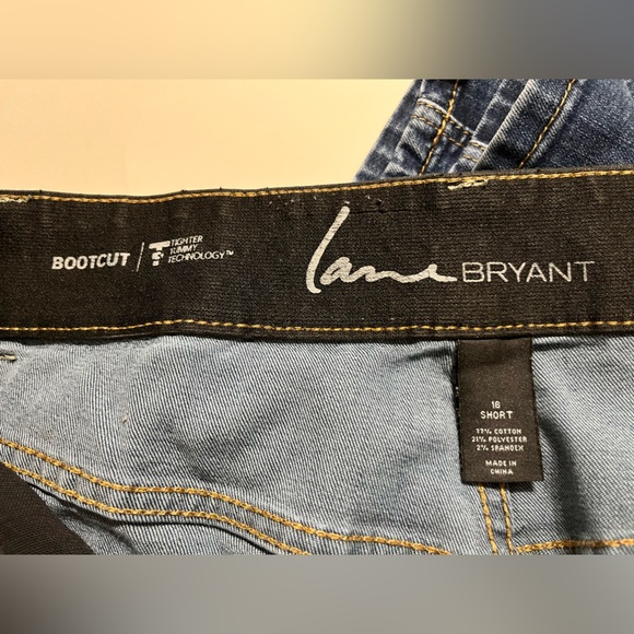 Lane Bryant Flex Waistband Tighter Tummy Bootcut Size 18 short - Picture 2 of 4